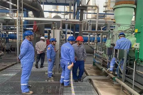 四川永英乙炔分公司真空压缩机试运行成功—逆境生长(图1)