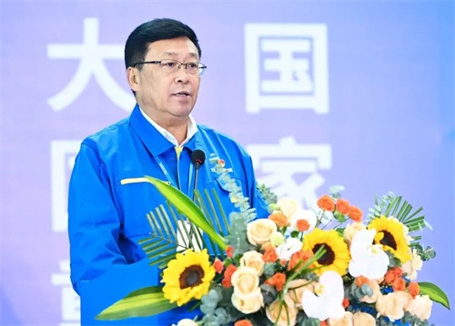 沈鼓集团总装车间举行华能150万吨/年CCUS项目压缩机组下线(图3)