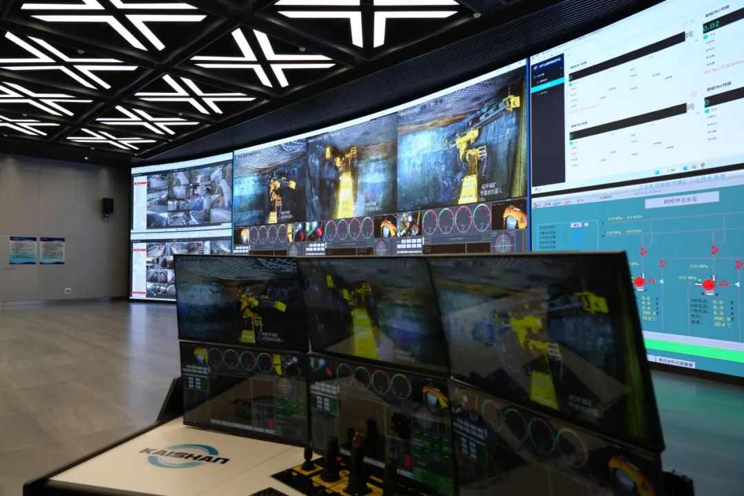 欧洲客户代表团赴湖北宜昌考察开山重工地下凿岩机器人(图5)