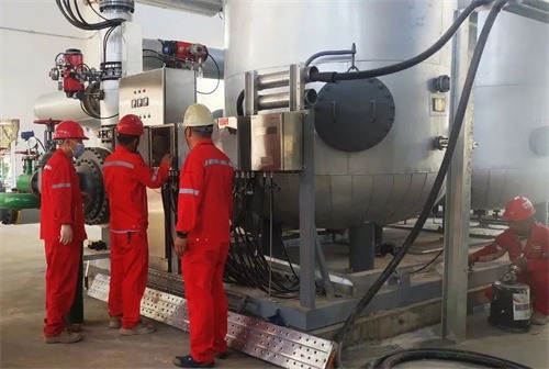 吉林石化炼油化工转型升级项目西部小型整体空压站压缩机成功启动(图2)