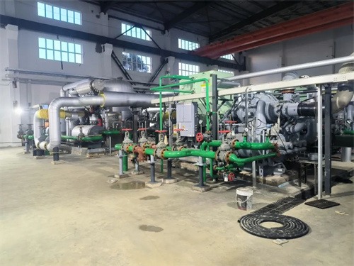 吉林石化炼油化工转型升级项目西部小型整体空压站压缩机成功启动(图1)