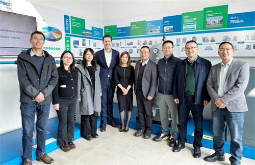 Atlas Copco大中华区集团副总裁乐安澜一行到纽曼泰克参观(图1)