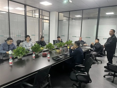 工业空气部副总裁来访柳泰克：携手经销商，共铸辉煌(图3)