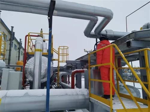 新疆油建公司81号天然气处理站浅冷装置压缩机成功投产(图2)