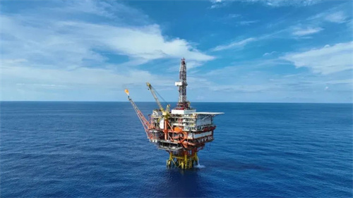 通达压缩机助力我国首个海上膜脱碳示范项目全面建成投用(图1)