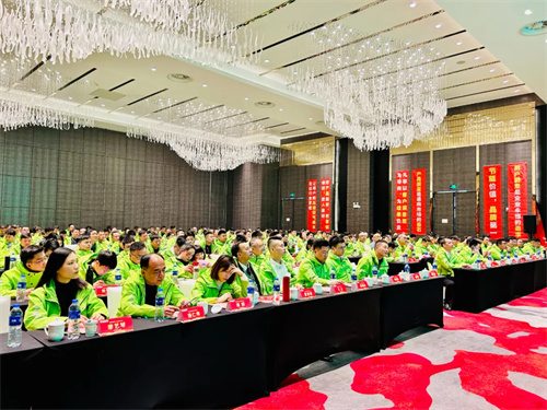 2024-2025萨震节能空压机经销商年会圆满成功！(图4)