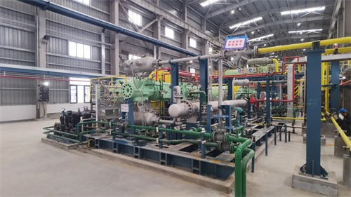 两台往复式BOG高压压缩机空载试运行圆满成功(图1)