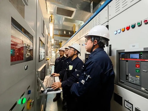 中海油和七〇国内燃气驱动压缩机组成功完成72小时连续运行试验(图1)