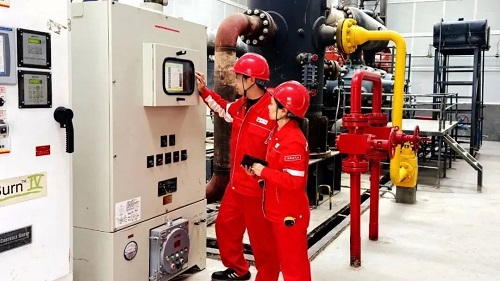 重庆气矿在大竹作业区安装1490千瓦分体式天然气压缩机组(图1)