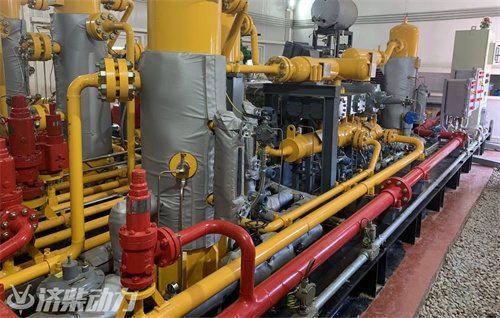 济柴动力超深井70兆帕高压注气压缩机成功投入使用(图1)