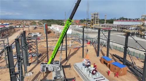 中国石油首台40兆帕高压大排量离心式注气压缩机落地中国首座深(图2)