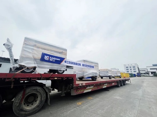 柳工首批移动螺杆空气压缩机运往印尼(图1)