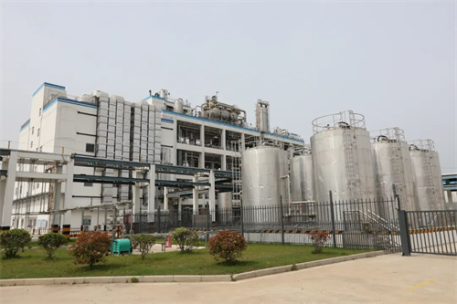 新东双氧水厂完成新空气压缩机开关(图1)