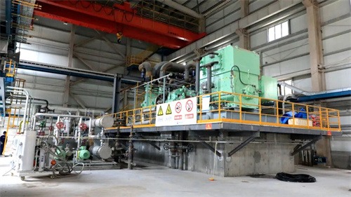 延安天然气储气峰值调整及配套液化项目8台工艺压缩机润滑油运输(图1)