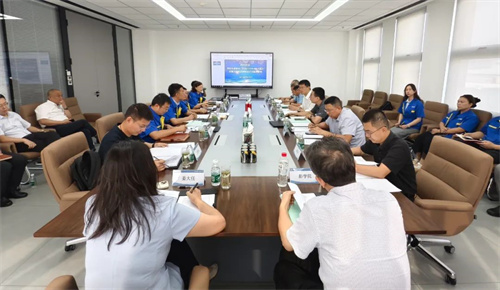 四列2000KN超大推力往复压缩机组开发设计方案评审会议在沈(图1)