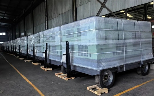 陕西移山为俄罗斯定制20台柴油移动螺杆空气压缩机(图1)