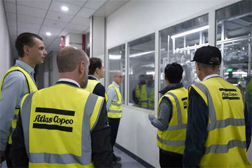 瑞典银瑞达集团赴阿特拉斯科普柯压缩机技术无锡园区考察_压缩机(图2)